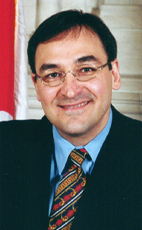 Photo - Hon. Martin Cauchon - Click to open the Member of Parliament profile