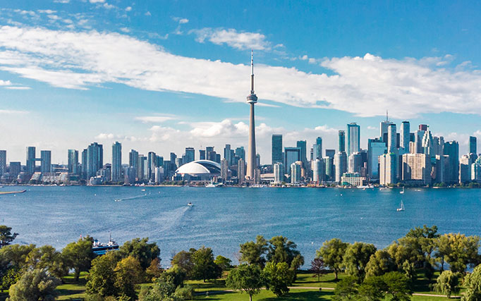 Panoramic photo of the city of Toronto